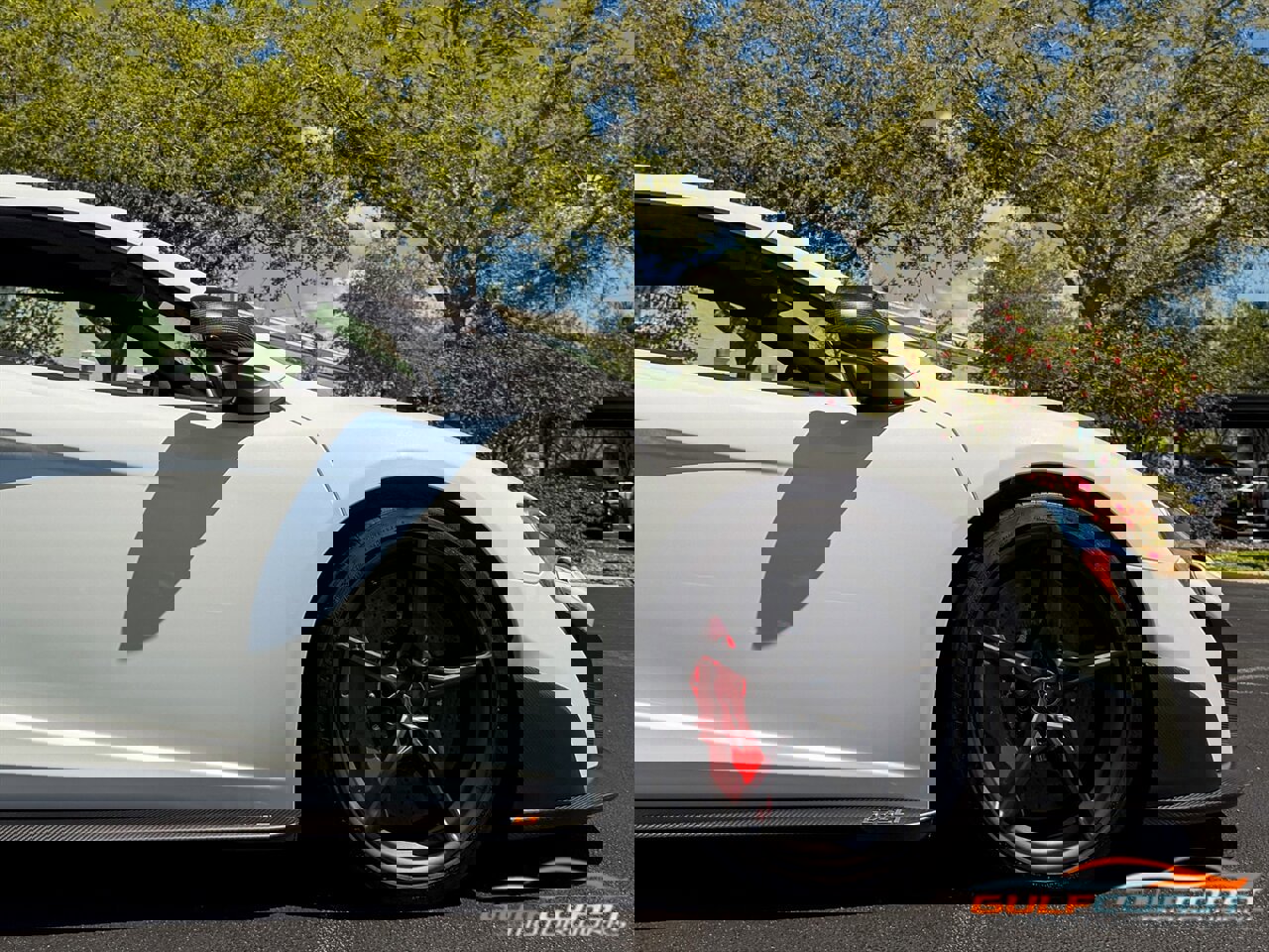 Used 2016 McLaren 675LT image 68