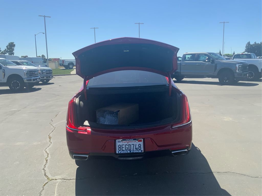 Used 2019 Cadillac XTS Luxury image 11