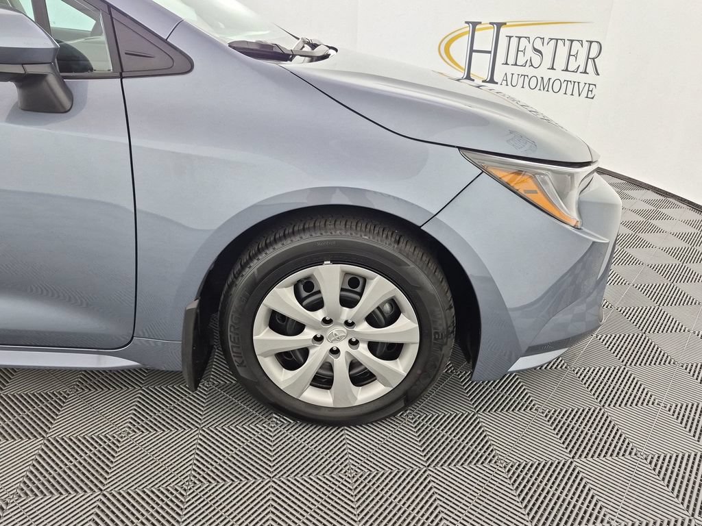 Used 2026 Toyota Corolla LE FWD image 11