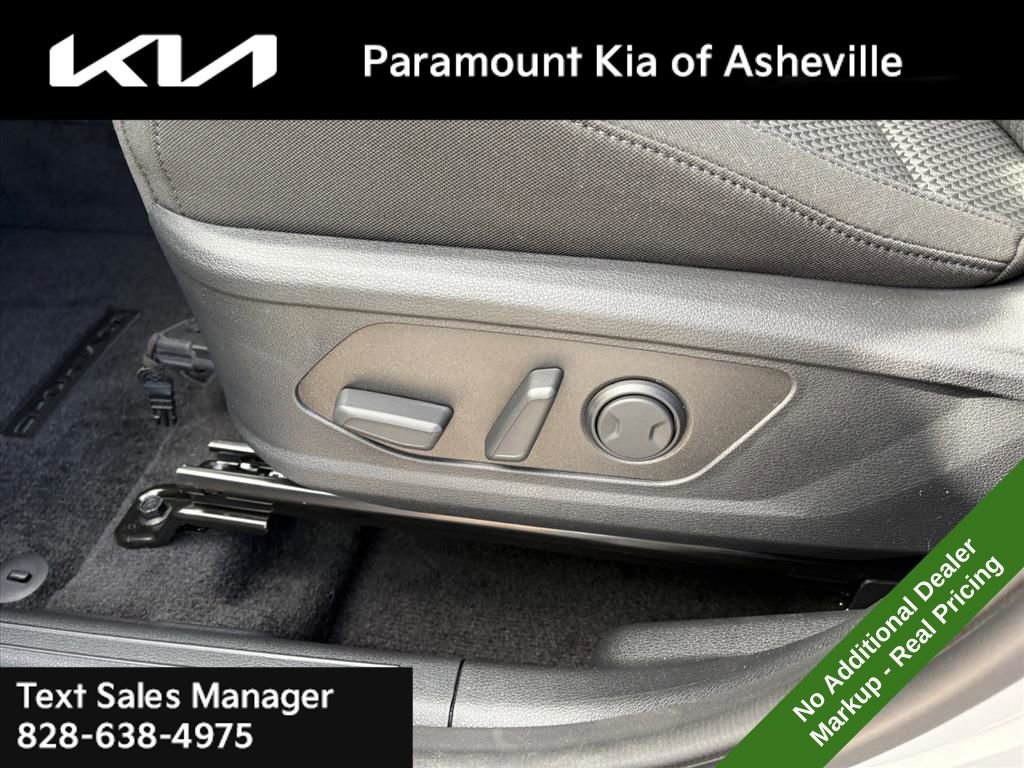 New 2026 Kia Sportage S image 17