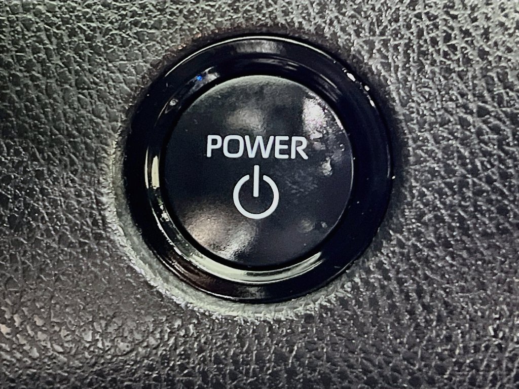 Used 2025 Toyota Camry SE FWD image 20