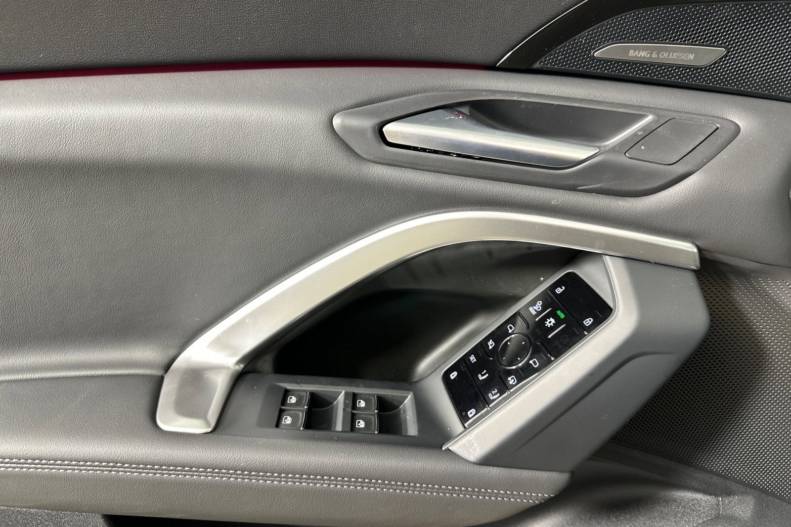 New 2025 Audi Q5 Premium Plus image 10