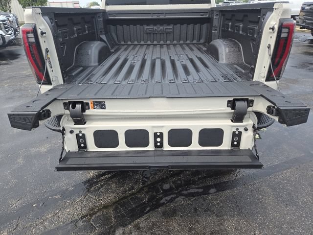 New 2026 GMC Sierra 2500 AT4X w/ LPO, Black Badging Package AWD/4WD image 21