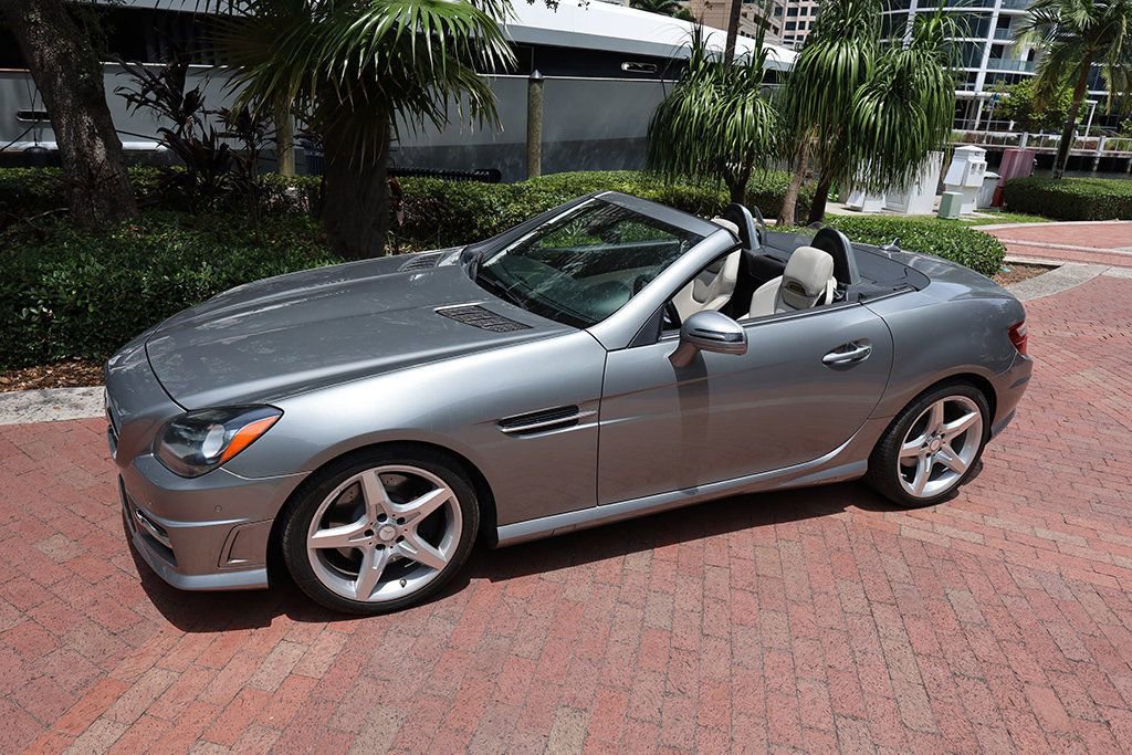 Used 2013 Mercedes-Benz SLK 250 image 24