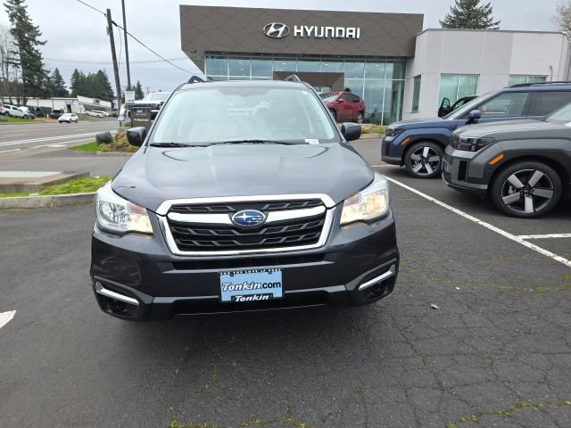 Used 2017 Subaru Forester 2.5i Premium w/ All-Weather Package image 4