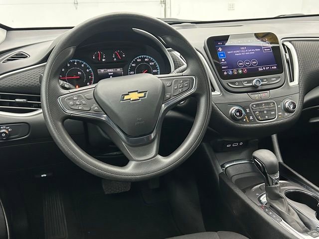 Used 2024 Chevrolet Malibu LT image 26