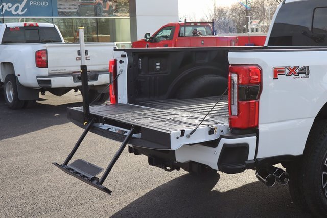 Used 2025 Ford F350 Platinum image 22