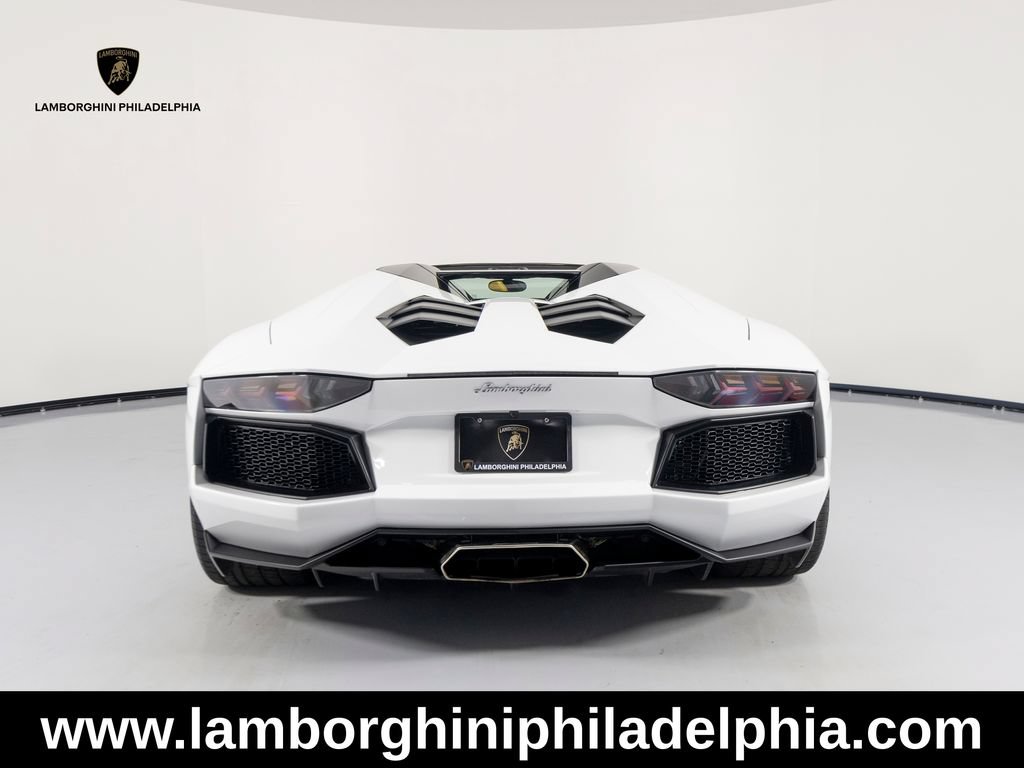 Used 2016 Lamborghini Aventador LP 700-4 AWD/4WD image 5