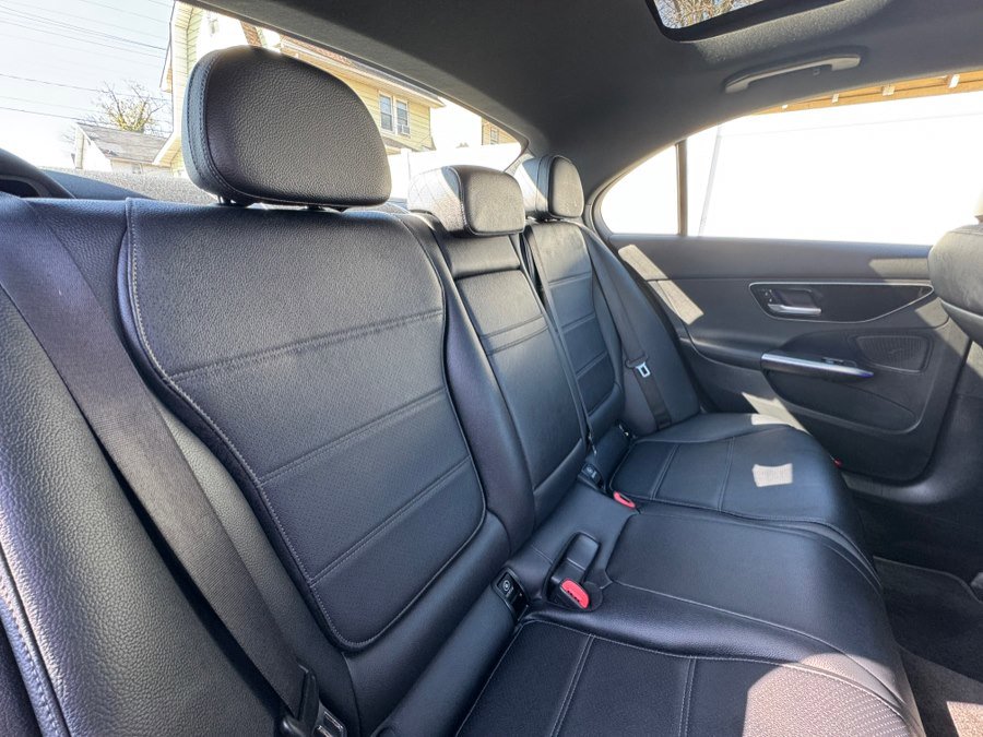 Used 2022 Mercedes-Benz C 300 4MATIC Sedan image 35
