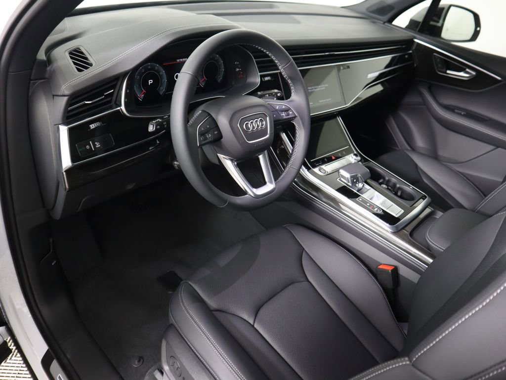 Used 2026 Audi Q7 3.0T Premium Plus w/ Premium Plus Package image 10