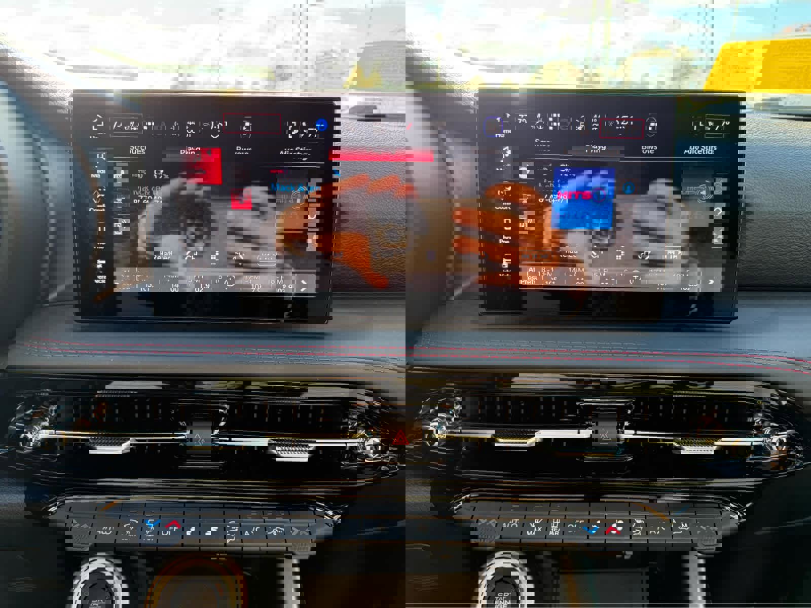 Used 2025 Dodge Hornet R/T w/ R/T Blacktop Package image 17