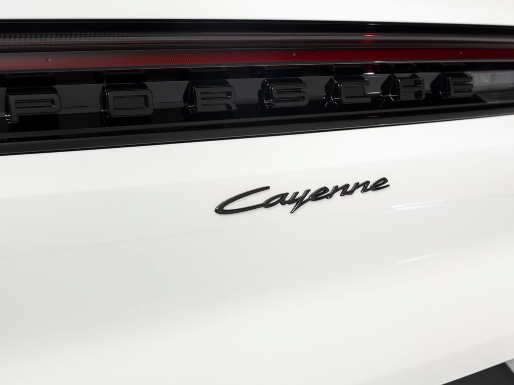 New 2026 Porsche Cayenne AWD/4WD image 45