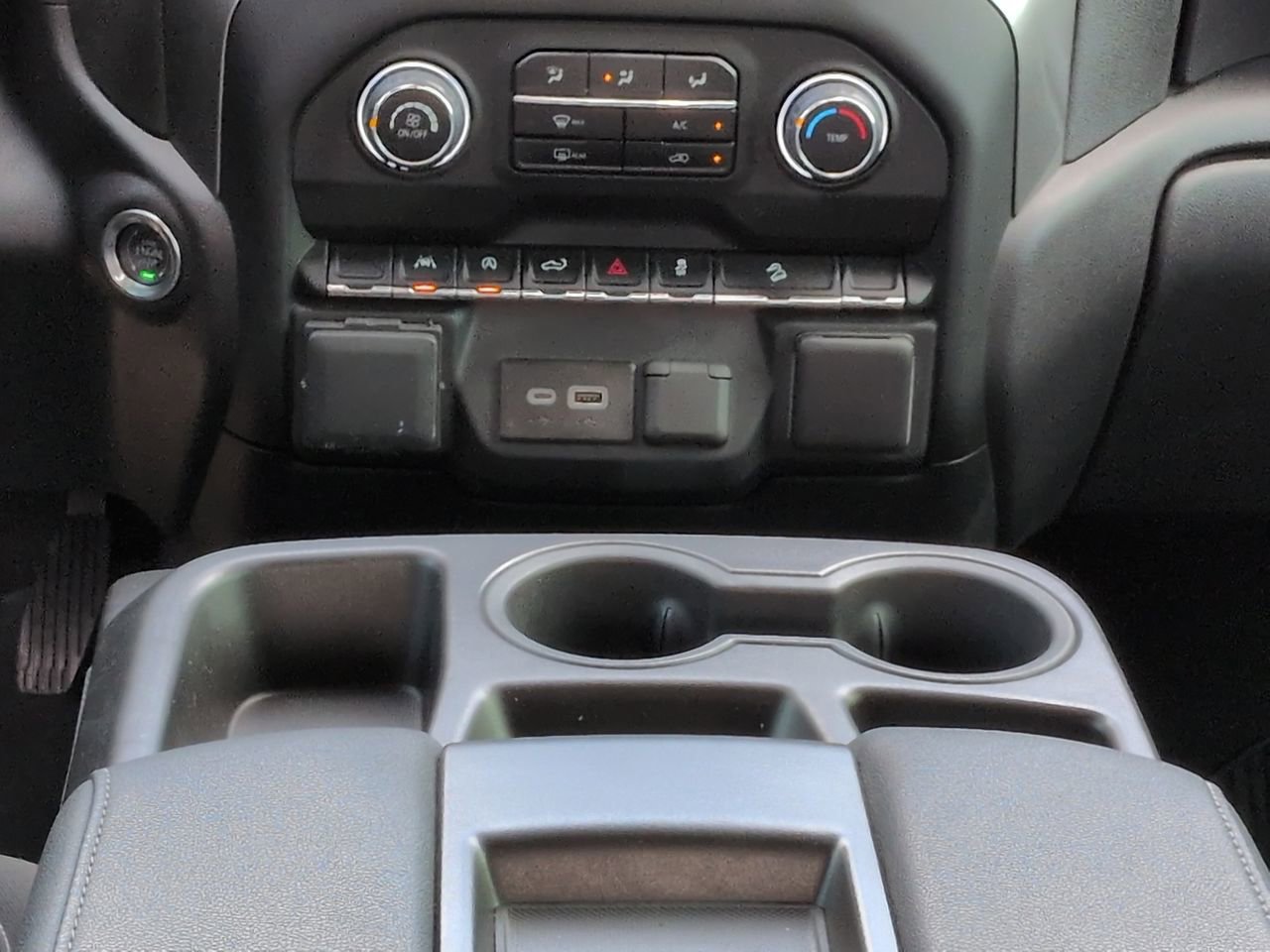 Used 2024 Chevrolet Silverado 1500 Custom Trail Boss w/ LPO, Dark Essentials Package AWD/4WD image 18