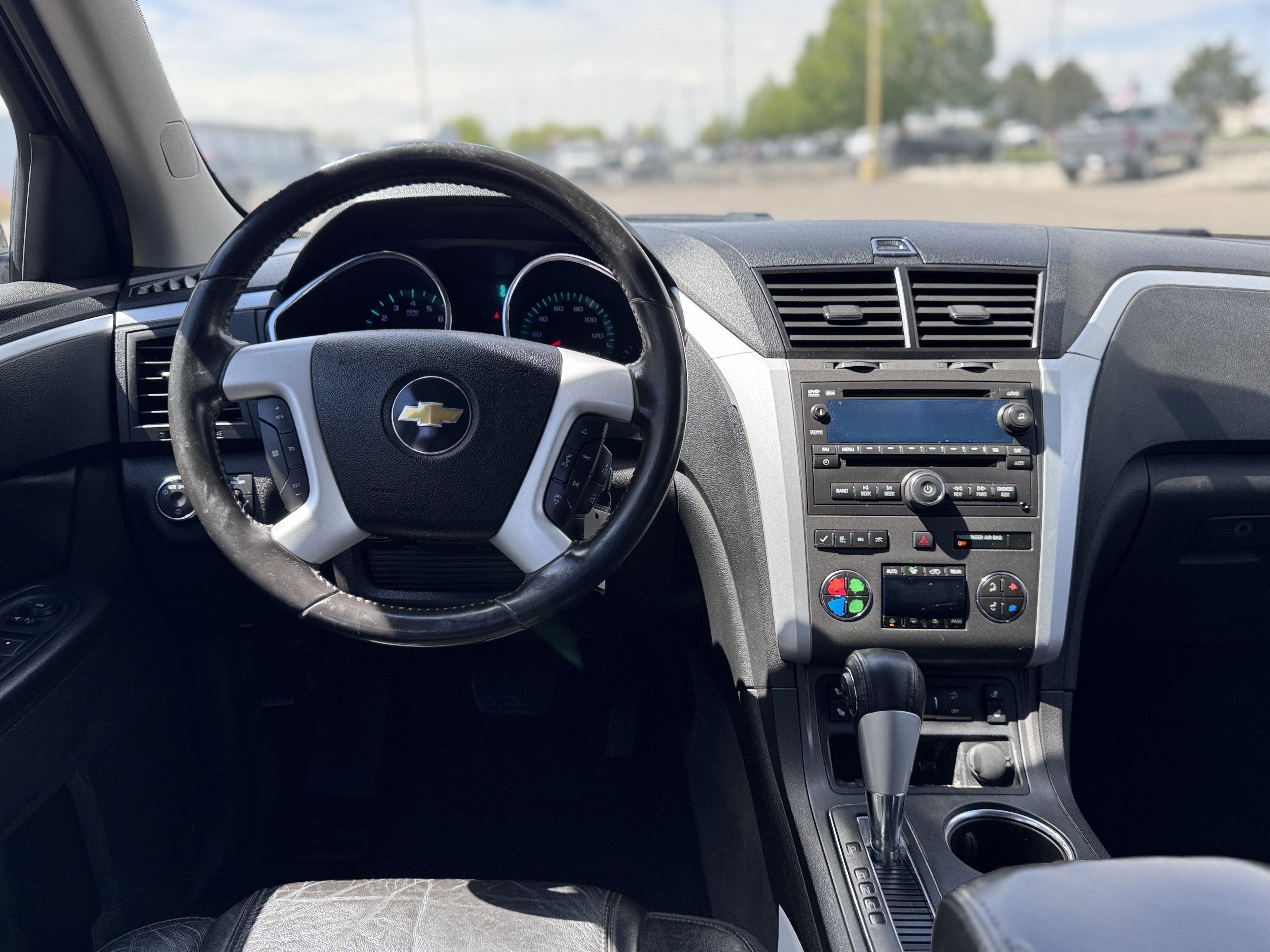 Used 2011 Chevrolet Traverse LT w/ Personal Connectivity Package AWD/4WD image 12