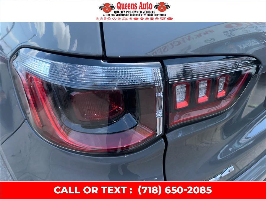 Used 2022 Jeep Compass Limited AWD/4WD image 32