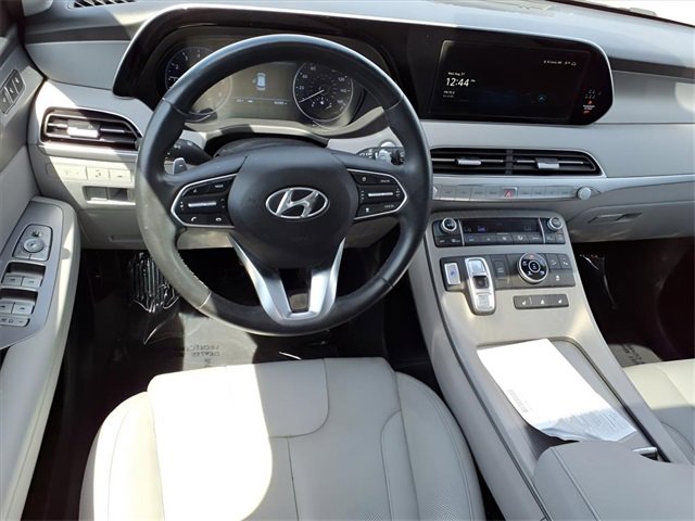 Used 2022 Hyundai Palisade SEL w/ Premium Package image 9