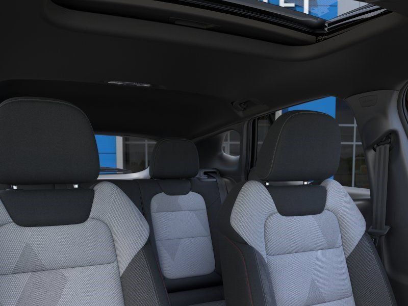 New 2026 Chevrolet Trax RS w/ Sunroof Package FWD image 24