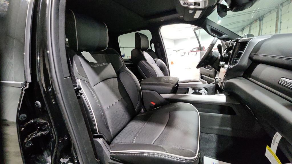 New 2026 RAM 2500 Laramie w/ Night Edition image 29