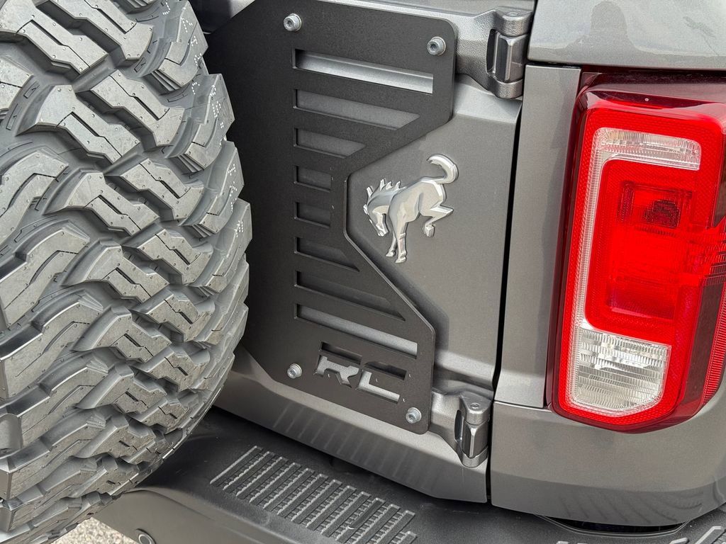 Used 2023 Ford Bronco Black Diamond image 16