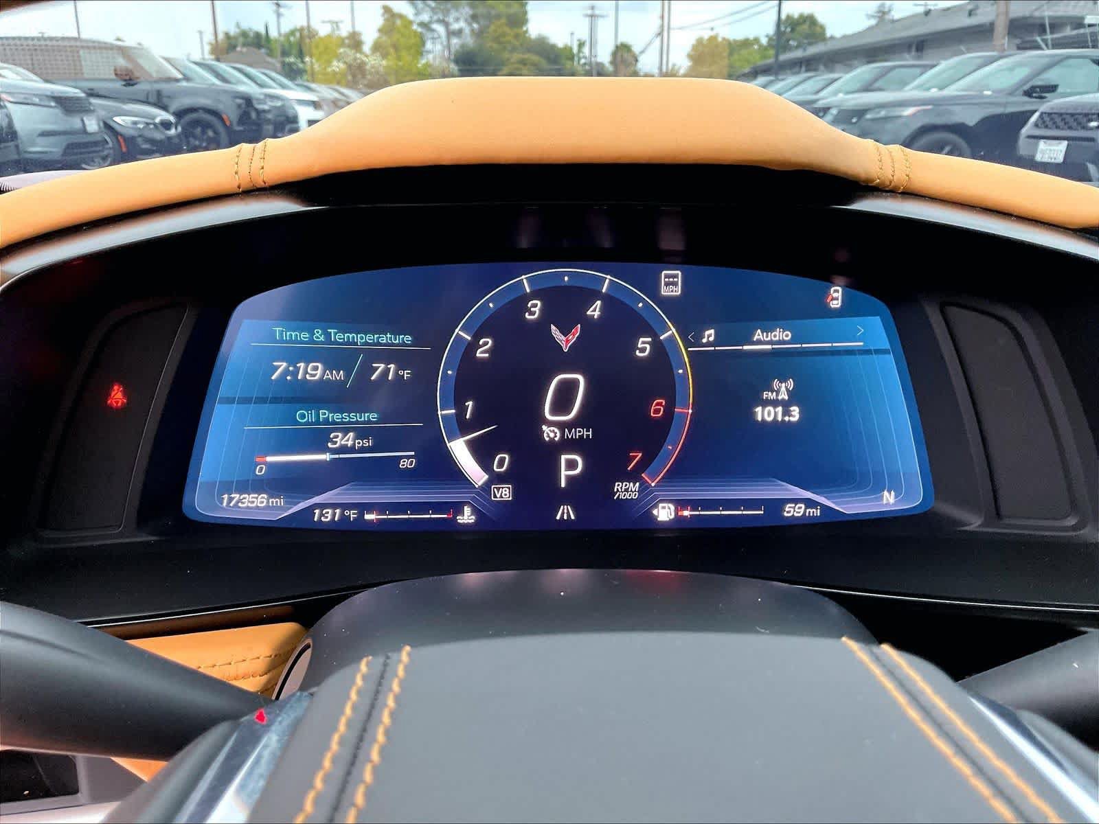 Used 2021 Chevrolet Corvette Stingray Premium Cpe w/ Z51 Performance Package RWD image 22