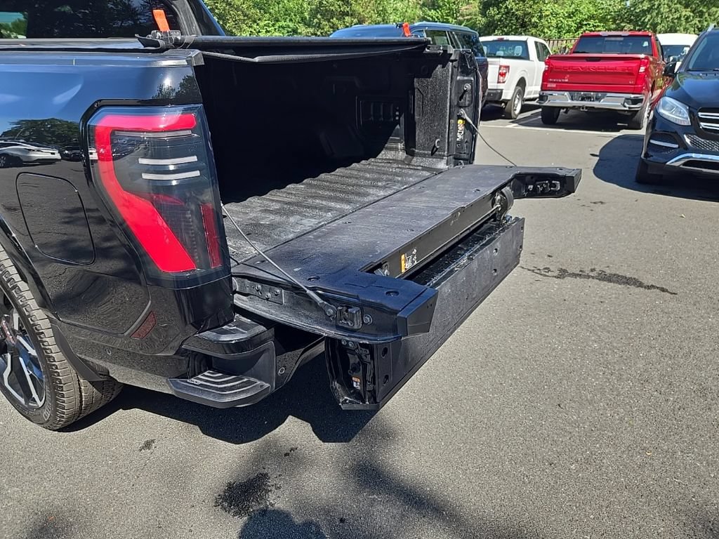 Used 2026 GMC Sierra EV Denali AWD/4WD image 58
