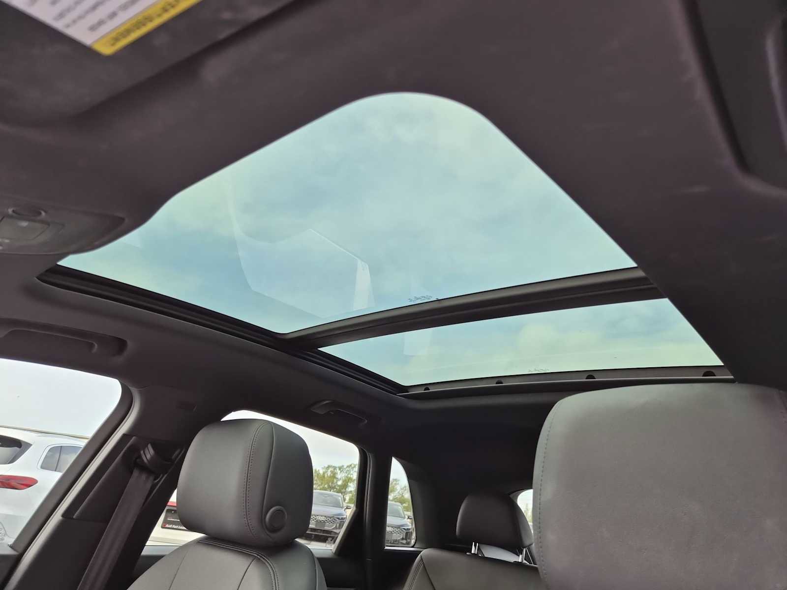 Used 2021 Audi Q3 2.0T Premium w/ Convenience Package image 18