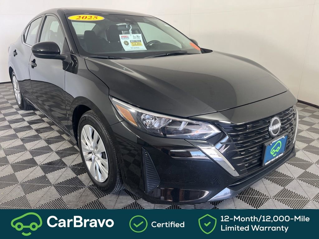 Used 2025 Nissan Sentra S image 1