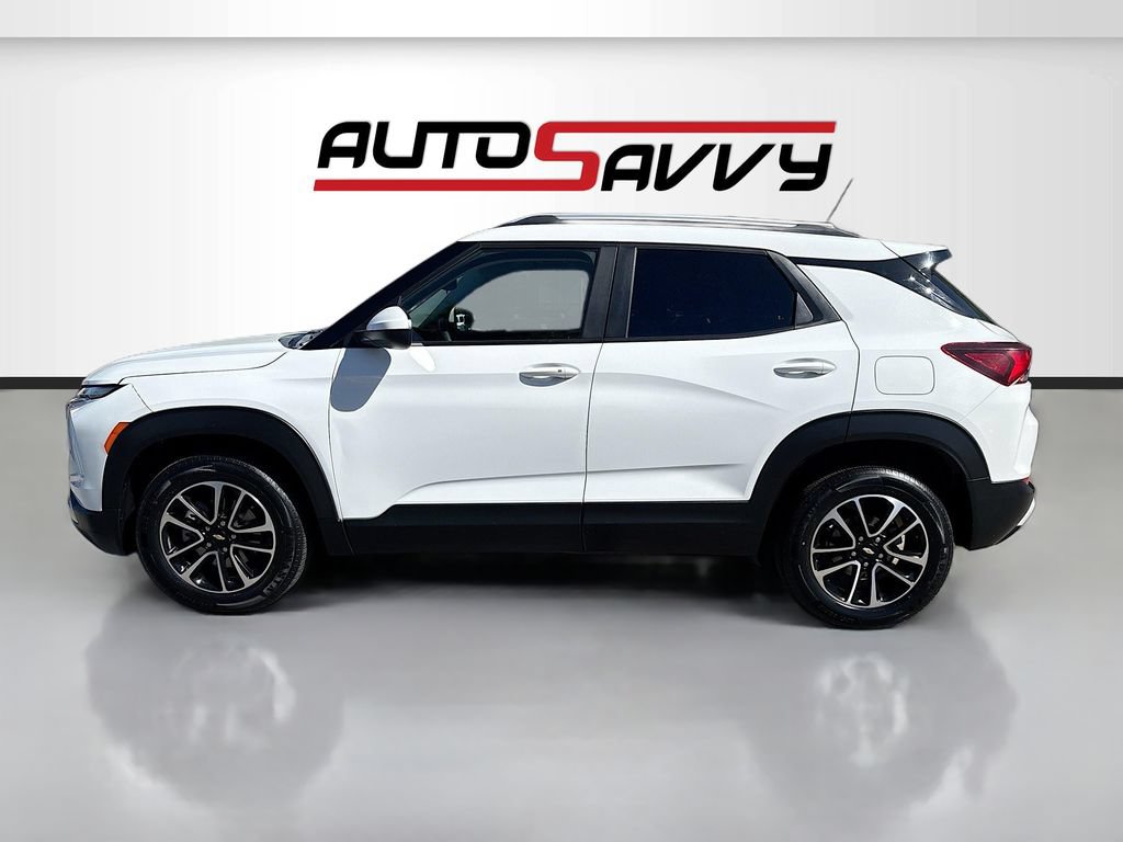 Used 2025 Chevrolet TrailBlazer LT AWD/4WD image 4