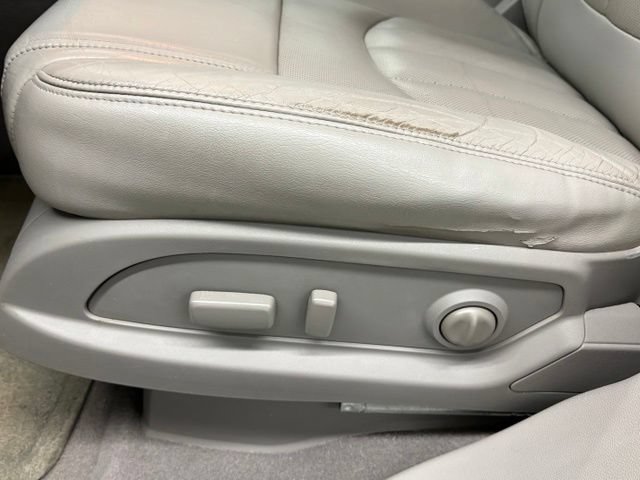 Used 2016 Buick Enclave Leather AWD/4WD image 16