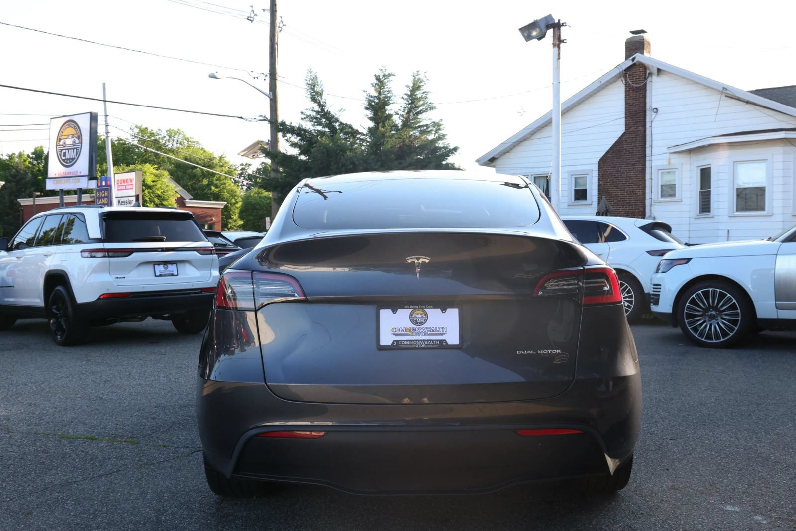 Used 2024 Tesla Model Y Long Range AWD/4WD image 7