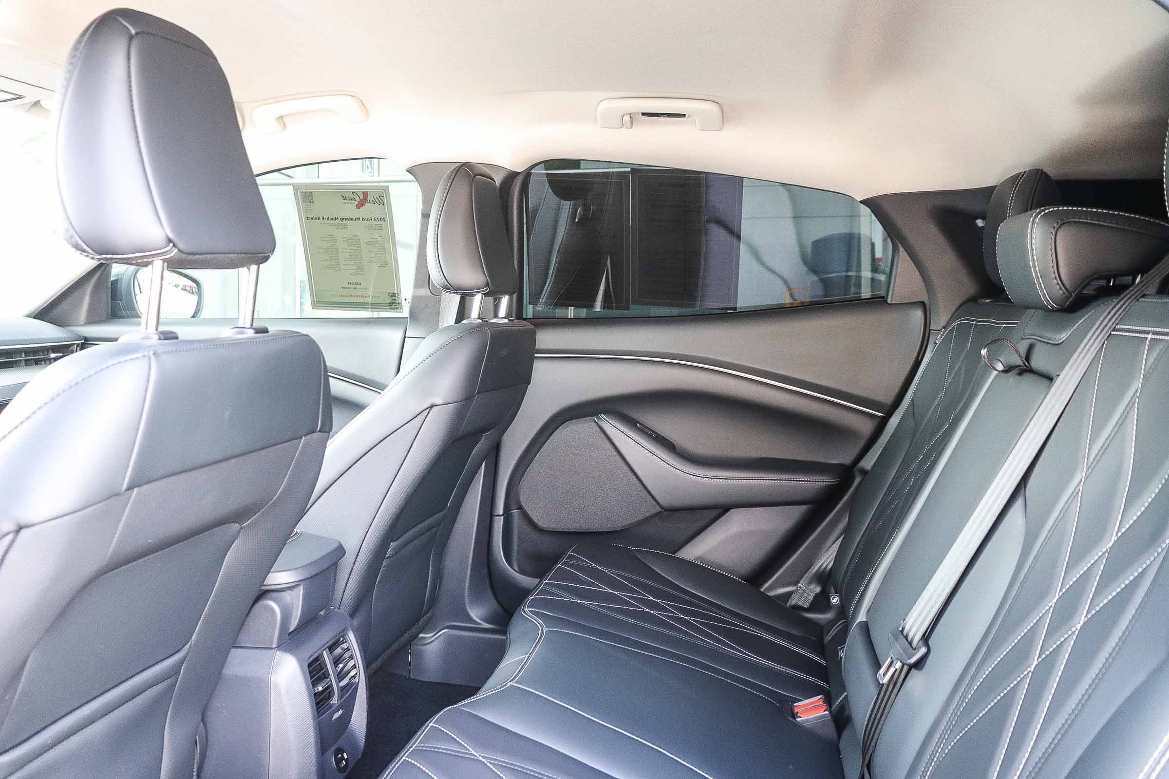 Used 2023 Ford Mustang Mach-E Select image 21