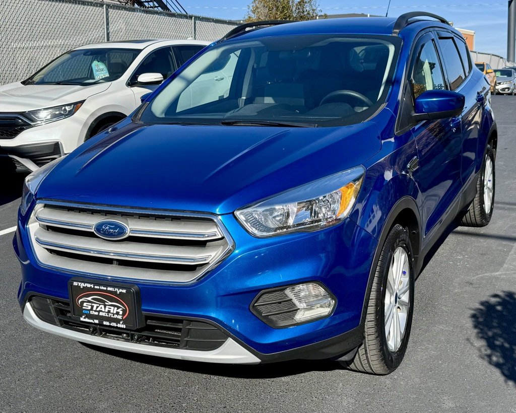 Used 2018 Ford Escape SE w/ SE Sync 3 Package image 4