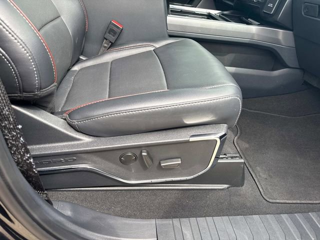 Used 2024 Ford F350 Lariat w/ FX4 Off-Road Package image 16