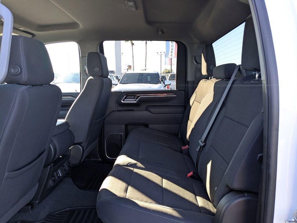 Used 2025 Chevrolet Silverado 2500 LT w/ Convenience Package image 14