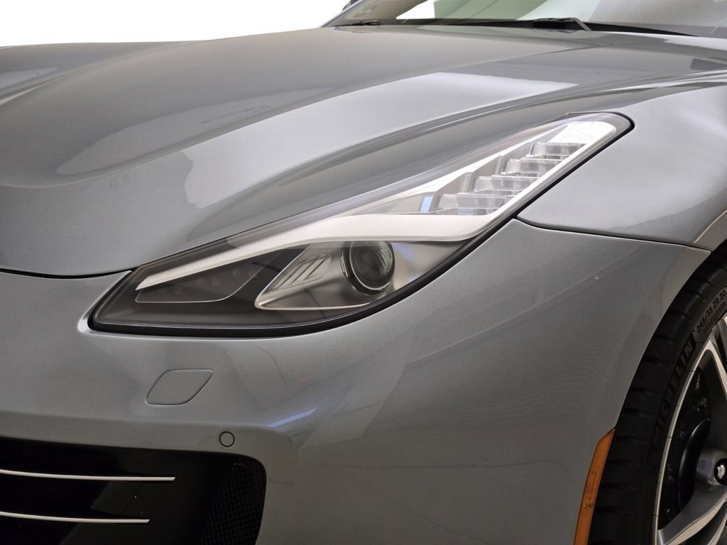 Used 2017 Ferrari GTC4Lusso AWD/4WD image 5