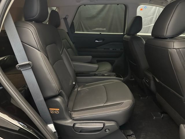 New 2026 Nissan Pathfinder SL w/ SL Premium Package AWD/4WD image 18
