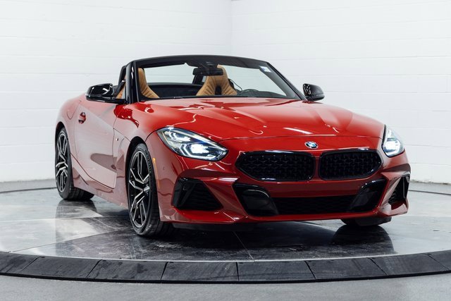 Certified 2022 BMW Z4 M40i w/ Premium Package image 4