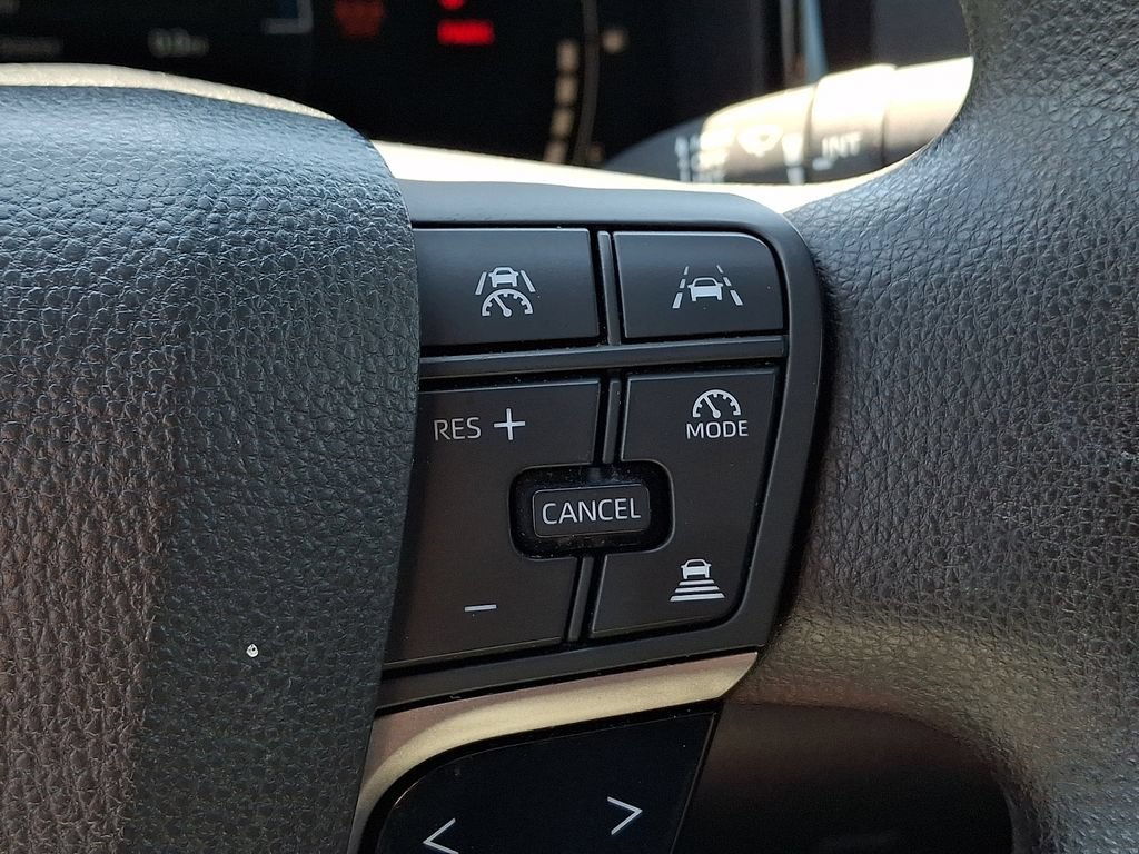 Used 2025 Toyota Camry LE FWD image 21