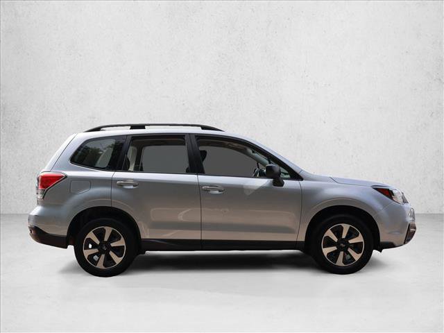Used 2017 Subaru Forester 2.5i w/ Alloy Wheel Package AWD/4WD video 4