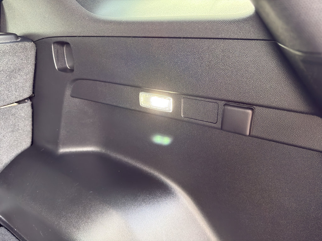 Used 2026 Chevrolet Equinox LT w/ Convenience Package II image 47