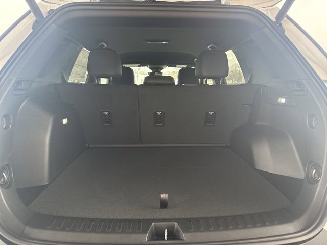 New 2026 Chevrolet Equinox LT w/ Convenience Package II image 28