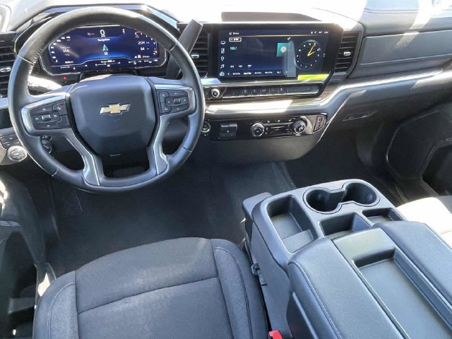Certified 2024 Chevrolet Silverado 2500 LT AWD/4WD image 10