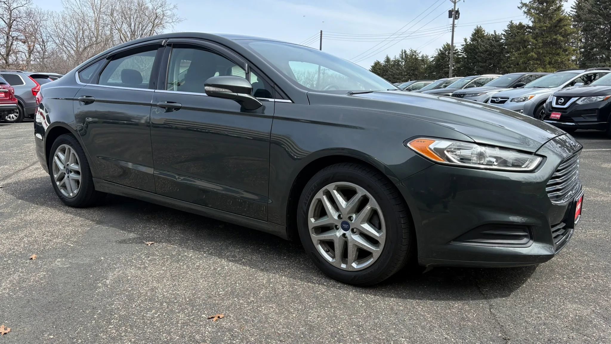 Used 2016 Ford Fusion SE image 12
