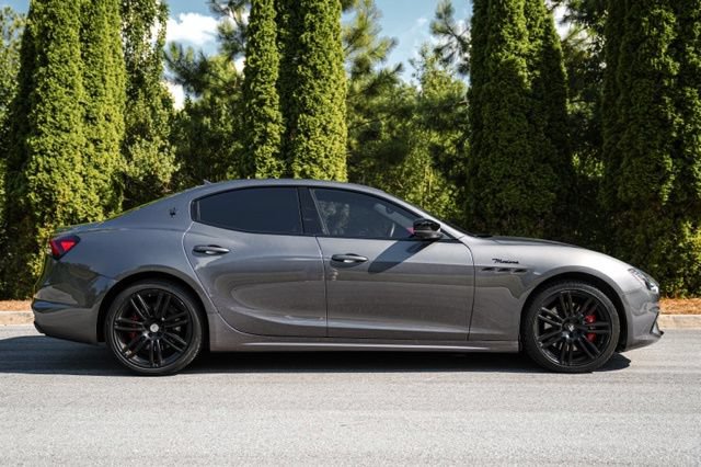 Used 2023 Maserati Ghibli Modena RWD image 12