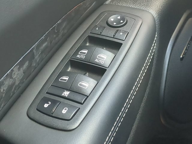 Used 2023 Dodge Durango SRT Hellcat AWD/4WD image 32