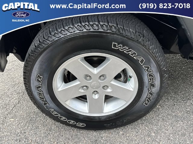 Used 2015 Jeep Wrangler Unlimited Sport w/ Quick Order Package 24S AWD/4WD image 13
