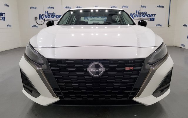 Used 2024 Nissan Altima 2.5 SR image 12