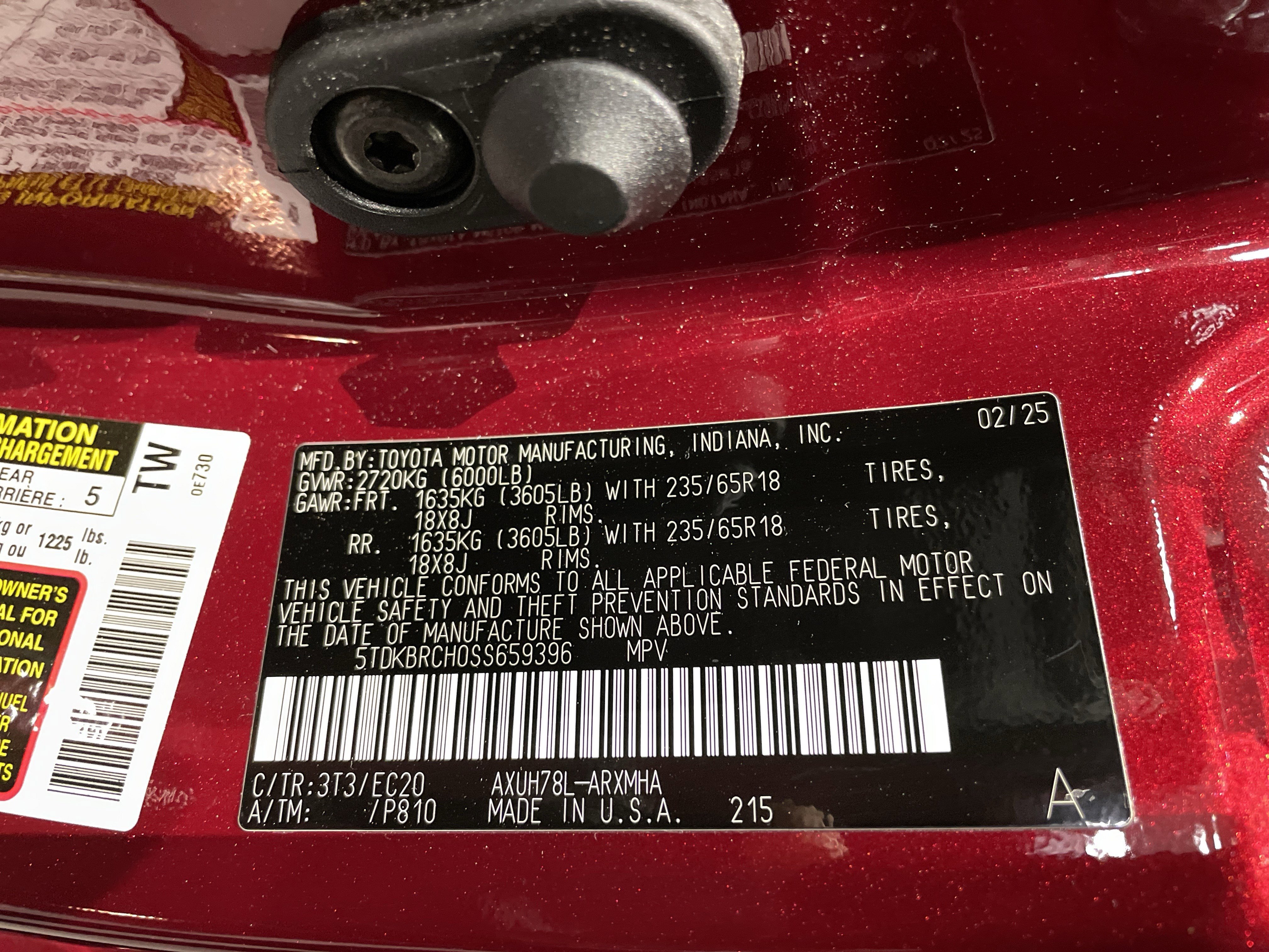 Used 2025 Toyota Highlander XLE image 39