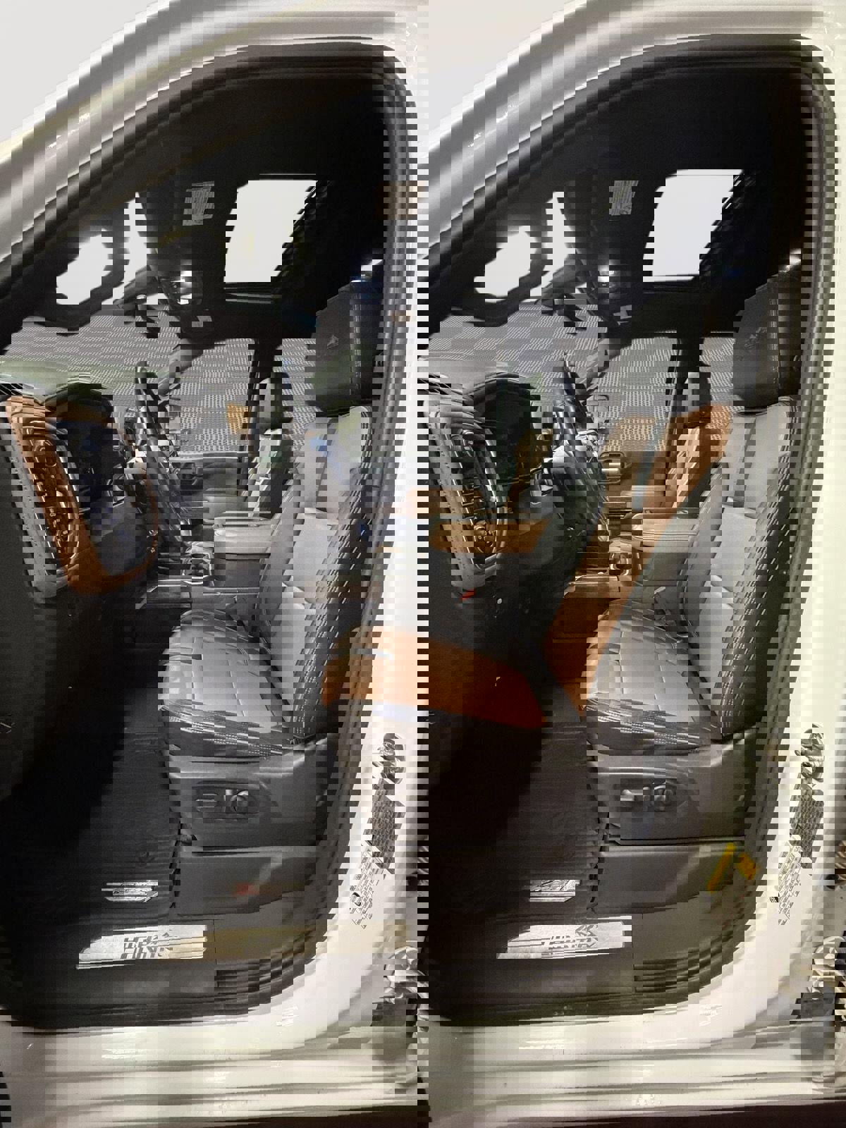 Used 2021 Chevrolet Silverado 3500 High Country w/ Z71 Off-Road Package AWD/4WD image 8