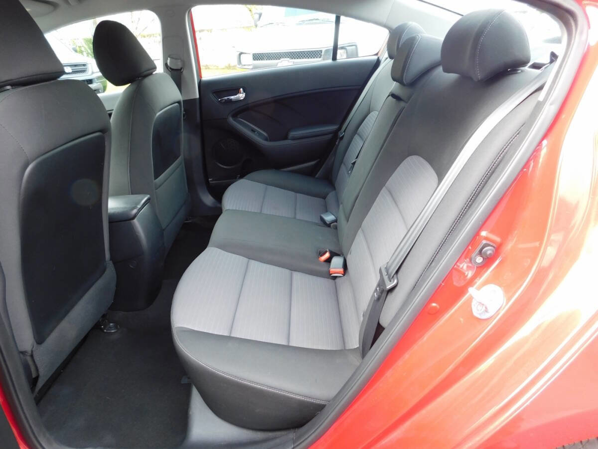 Used 2016 Kia Forte LX w/ LX Popular Package image 5